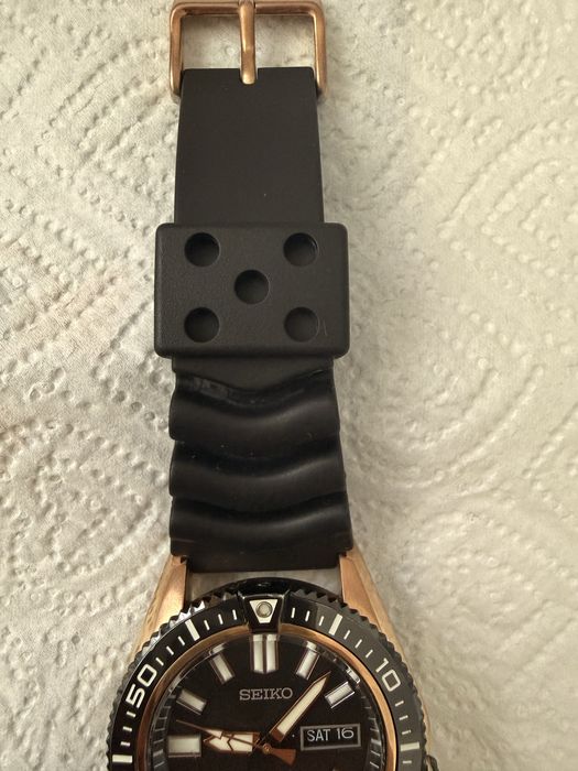 Seiko 5 scuba divers 200m, automatic.