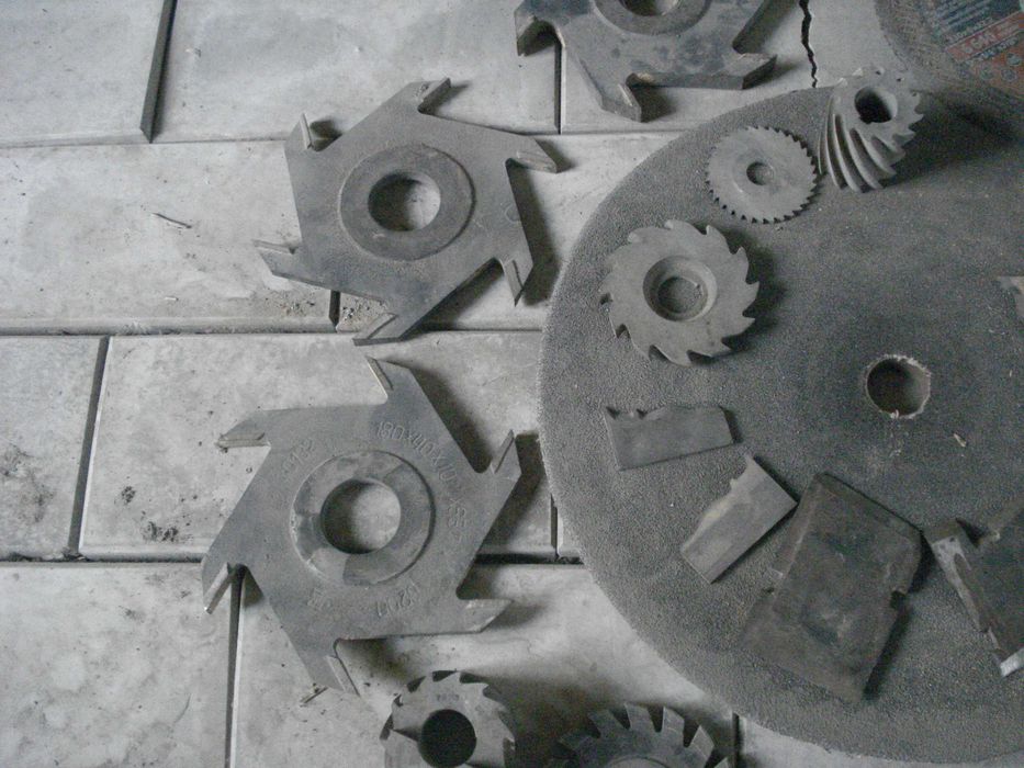 пильные диски по дереву