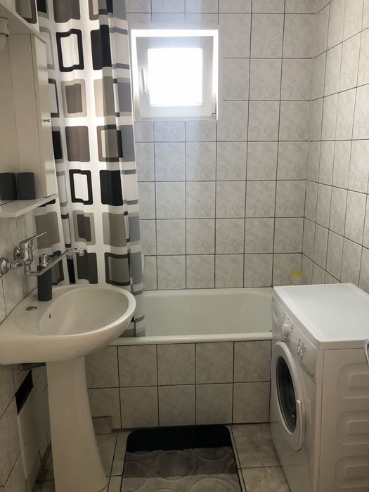 Apartament cu 3 camere Tudor zona Cantemir