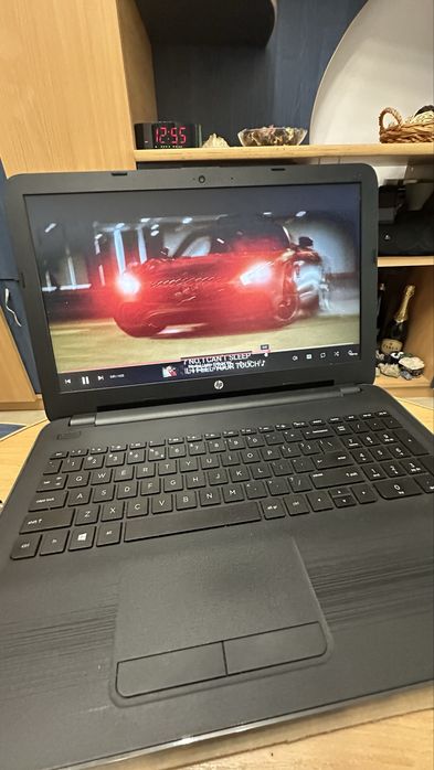 Laptop HP 250 Windows 11 SSD