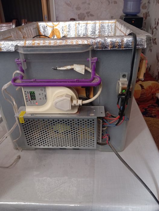 Inkubator sotilinadi