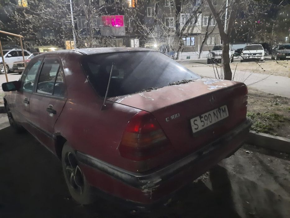 Запчасти Мерседес С класс 1994год