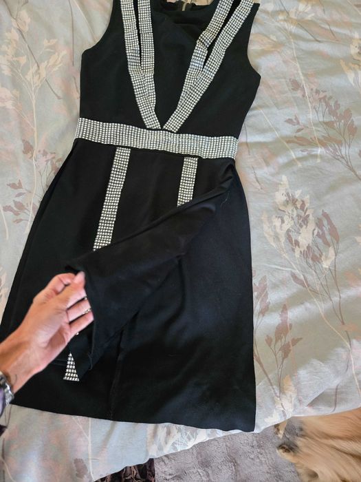 Уникална черна рокля