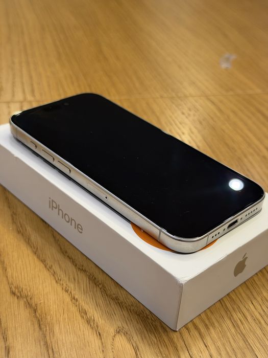 iPhone 15 Pro, White Titanium 128GB, impecabil