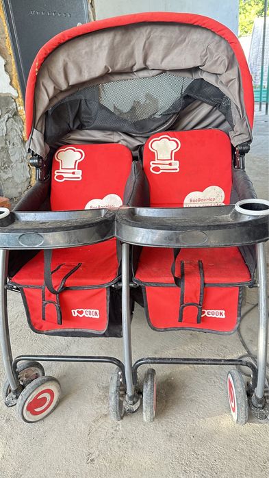 Коляска для двойни