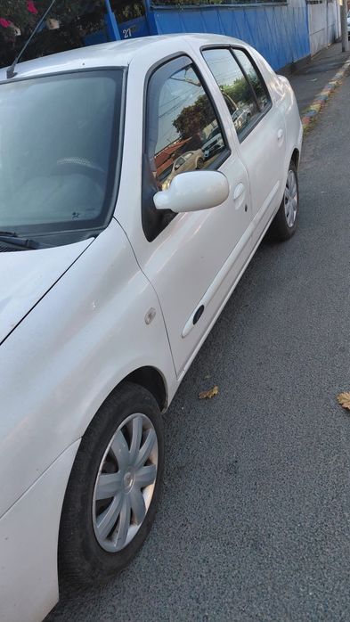 RENAULT Clio 2009 — imagine 4