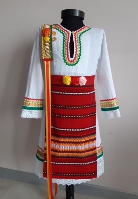 Детска носия за момиче