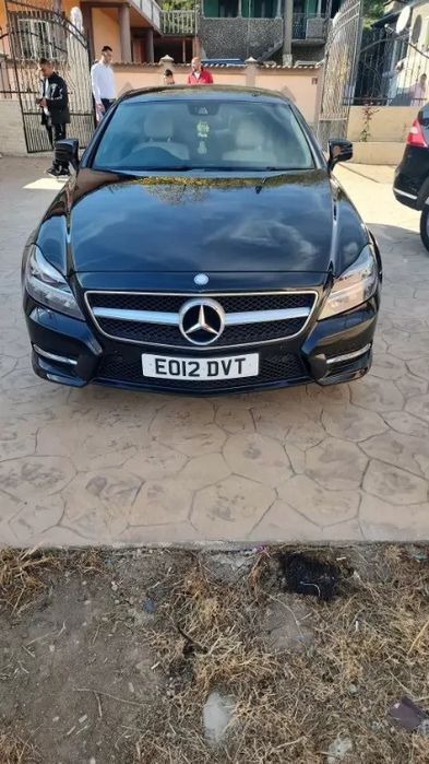 Dezmembrez Mercedes Cls350 W218