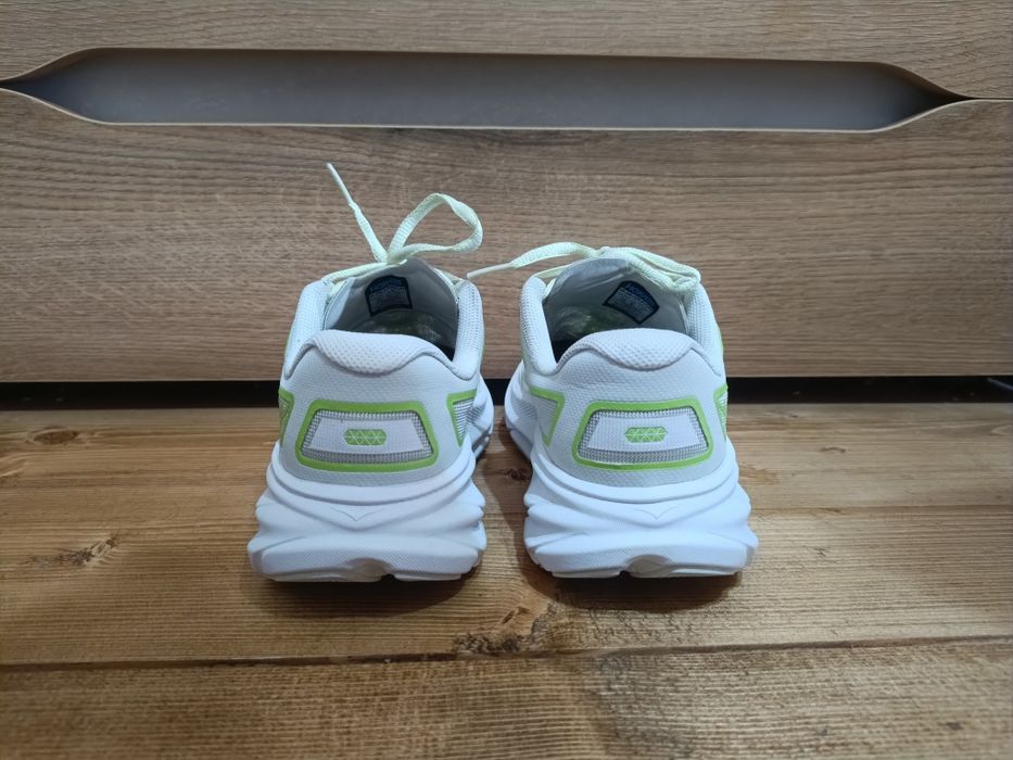 Маратонки HOKA CLIFTON ONE9 36,5-37