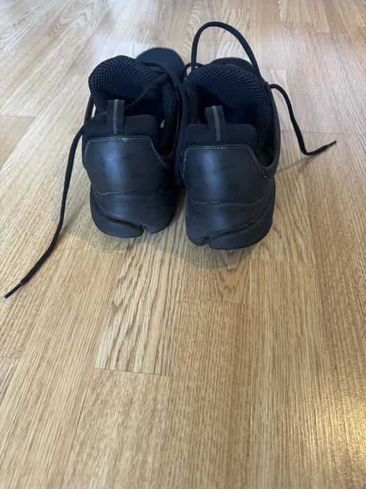 Nike slight used like new. 35euro