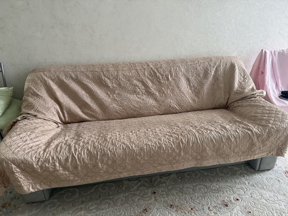 Отдам диван срочно