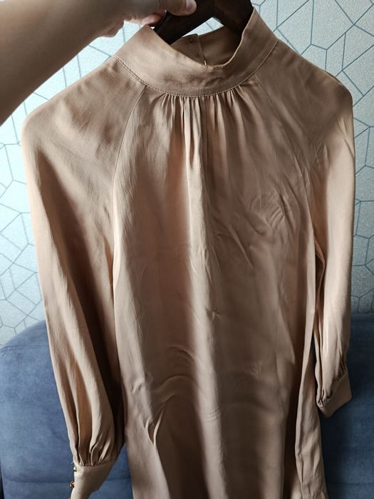 Короткое женское платье