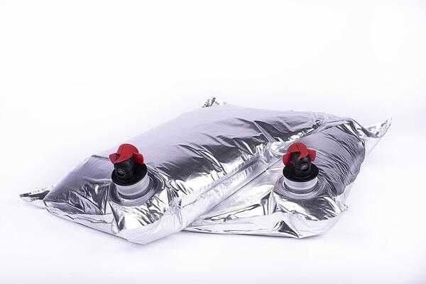 Промоция- 3л. и 5л. прозрачни и метализирани пликове за вино, сокове