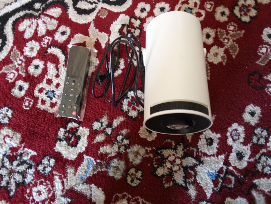 Projektor kafolati bor