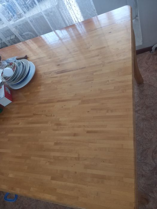Стол высокий, большой