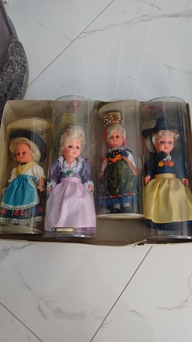 Păpuși set  4 bucati in cutie originalâ