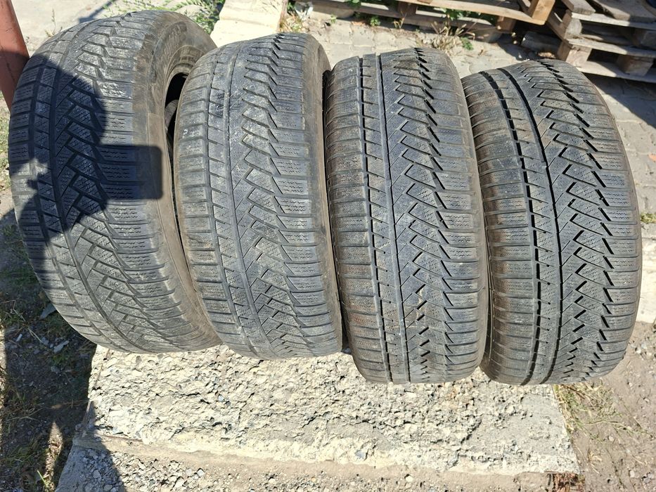 Продам шины 235/55/17 континенталь