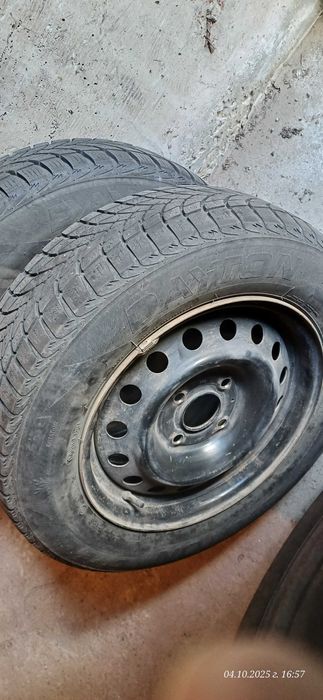 зимни гуми 195/65/15-4бр. с джанти 15x6JCHX45-4бр.