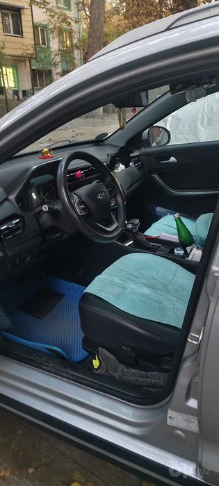 Продам автомобиль Chery Tiggo 2
