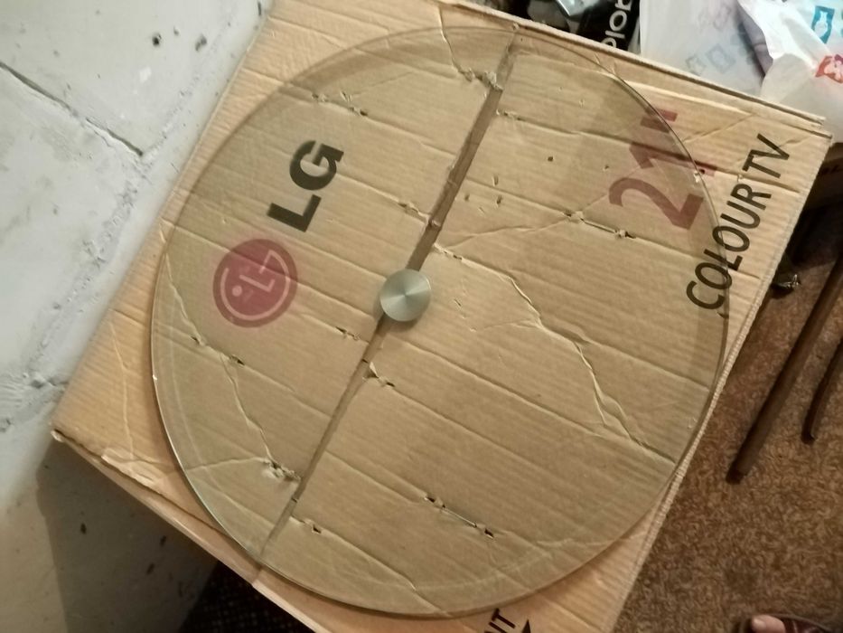 Кръгъл стъклен плот за маса  550 мм