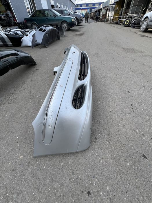 Бампер перед Mersedes-benz E 220