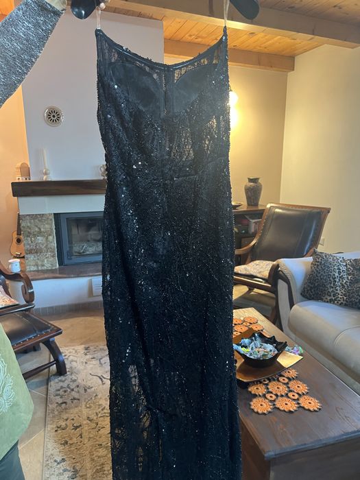 Vand rochie de seara