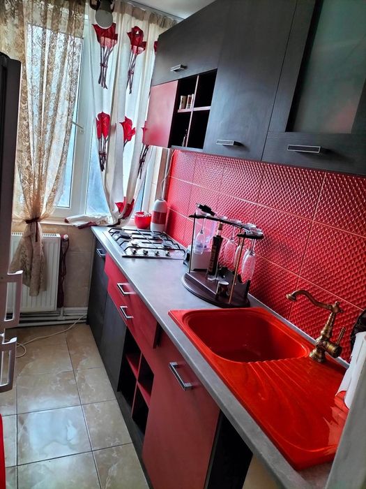 Vând apartament cu o camera