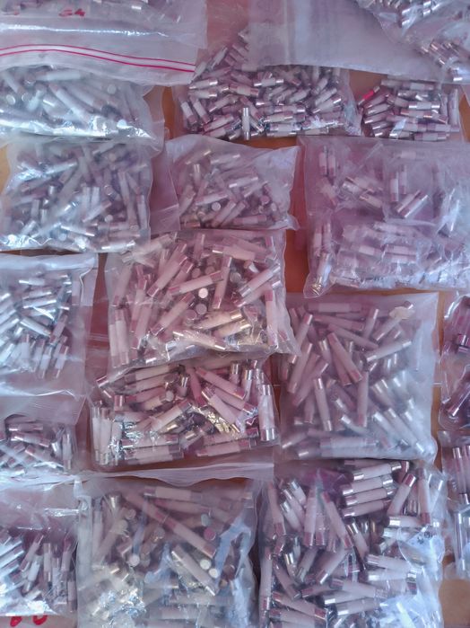 Lot sigurante ceramice/sticla diferite valori, noi , calitative Spania