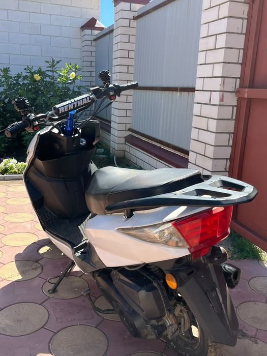 Продам скутер м8