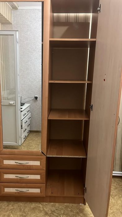 Шкаф плательный 5000 тг самовывоз