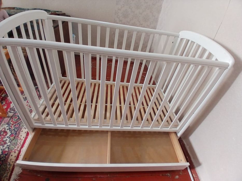Детская кровать, с матрасом