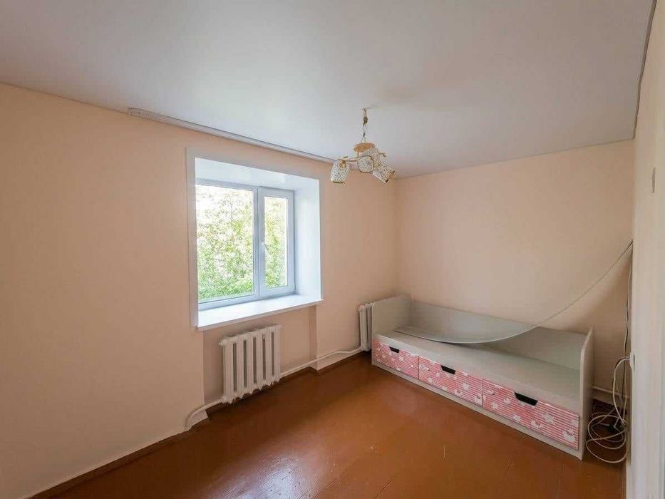Продам 3-х комнатную в районе КЖБИ