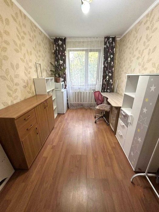 Продаётся 3 комн квартира