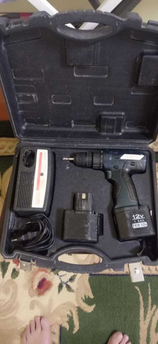 Шуруповерт запчастга сотилади