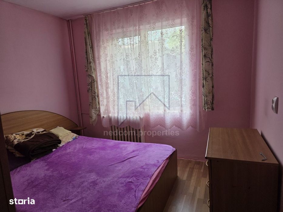 Vanzare apartament 3 camere Rahova - Margeanului