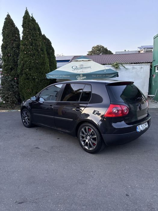 VOLKSWAGEN Golf 2004 — imagine 1
