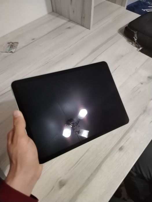 iPad air 4th generation ( 4- avlod)