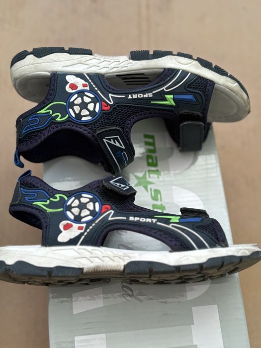 Сандали за момче