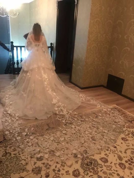 свадебные платье