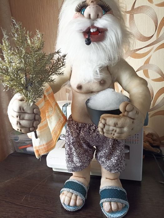 Кукла ручной работы.