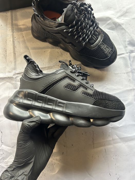 Versace Chain Reaction