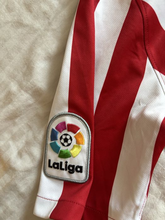 Футболна фланелка, на футболен клуб Atletico Madrid, от сезон 2019/20
