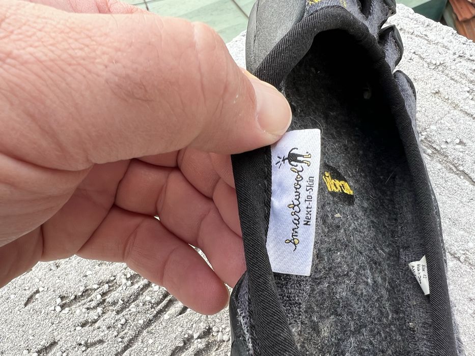 Vibram Five Finger 42