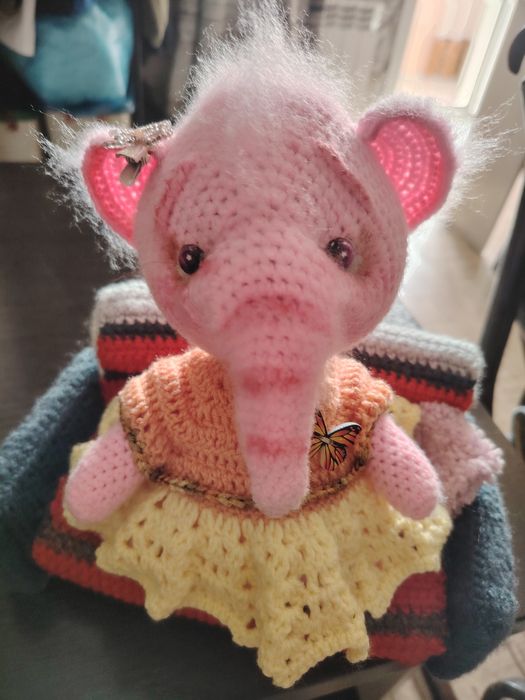 Игрушки ручной работы.