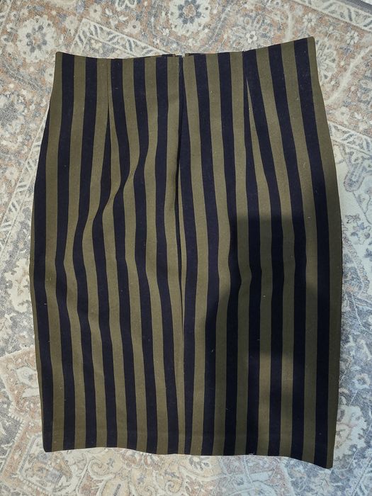 Fusta creion Zara