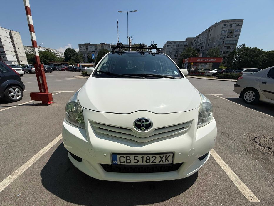 Toyota Verso 2.2 D-CAT Automatic 7 местна
