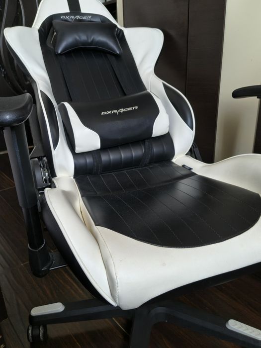 Scaun gaming dxrAcer alb negru