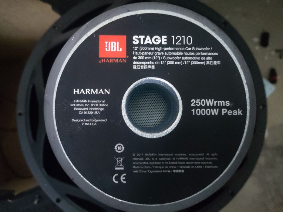 Сабвуфер с коробом jbl 1210