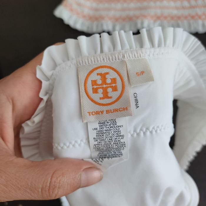 Чисто Дамски бански