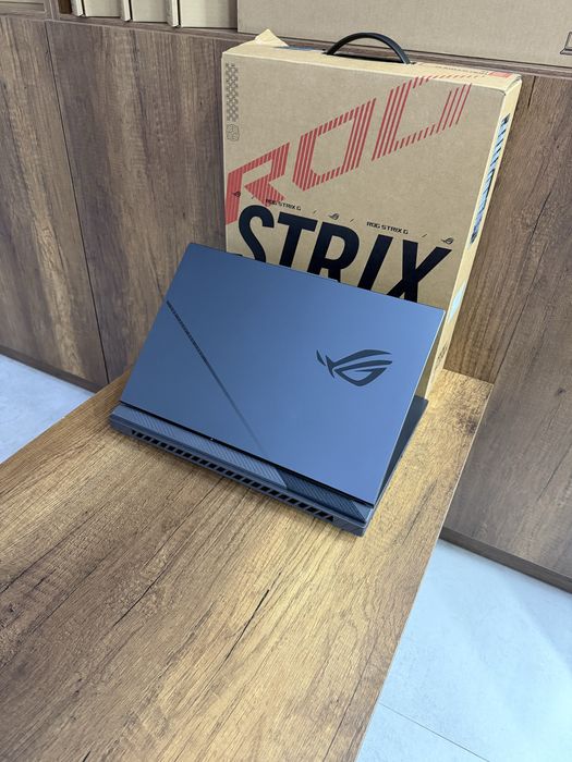 Asus rog strix g16